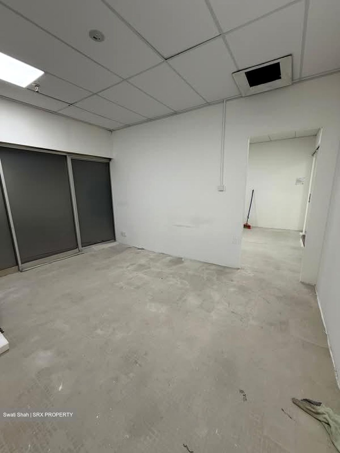 Textile Centre (D7), Office #575778681